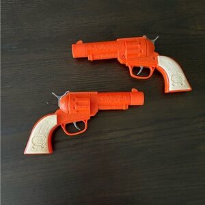 Halloween costume accessory- fake revolver set